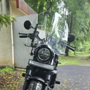 Kawasaki Eliminator 400 Windshield with Black Mounting Brackets